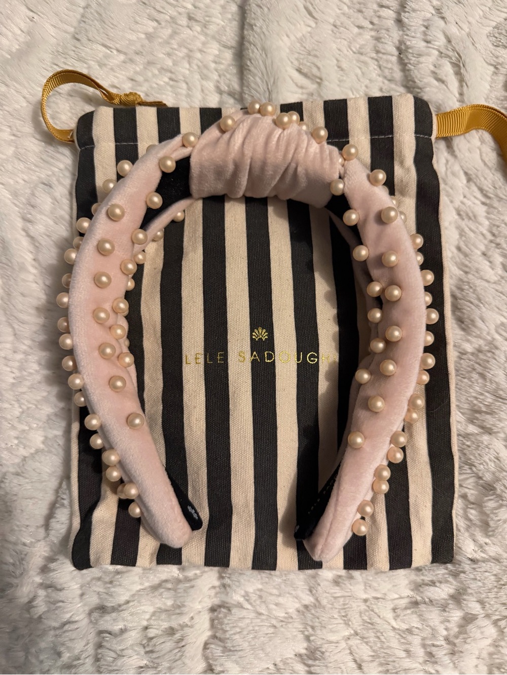 Lele Sadoughi Pale Pink Velvet Pearl-Studded Headband